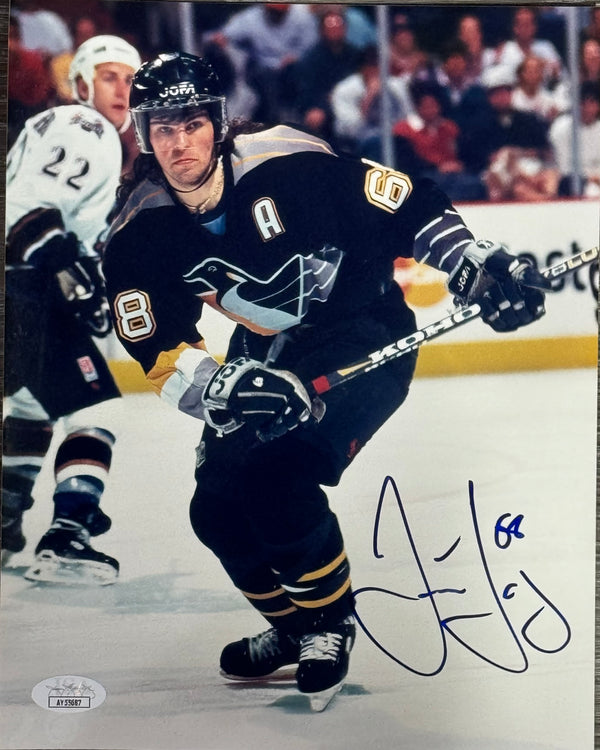 Jaromir Jagr Autographed 8x10 Hockey Photo (JSA)