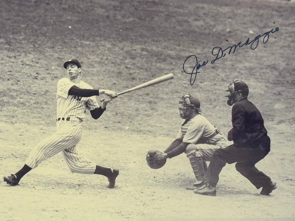 Joe DiMaggio Autographed 16x20 Framed Baseball Photo #363/420 (JSA)