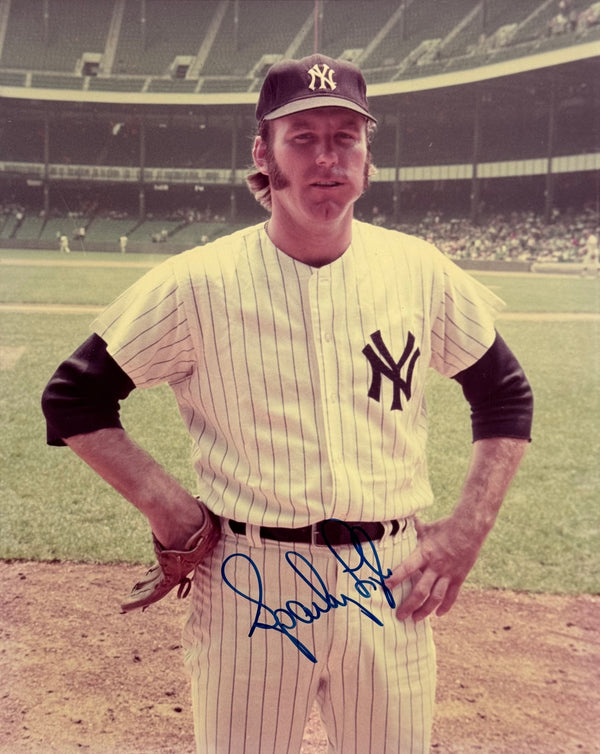 Sparky Lyle Autographed Yankees 8x10 Photo