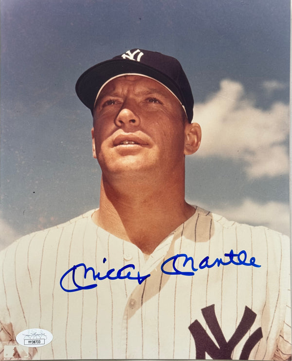 Mickey Mantle Autographed Yankees 8x10 Photo (JSA)