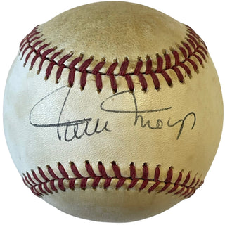 Willie Mays Autographed Official National League Baseball (Beckett)