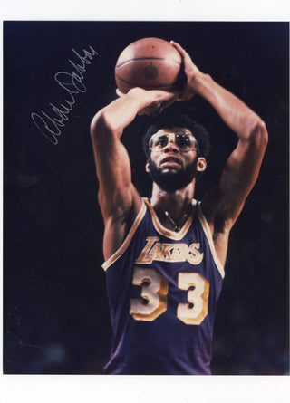 Kareem Abdul Jabbar Autographed 8x10 Photo