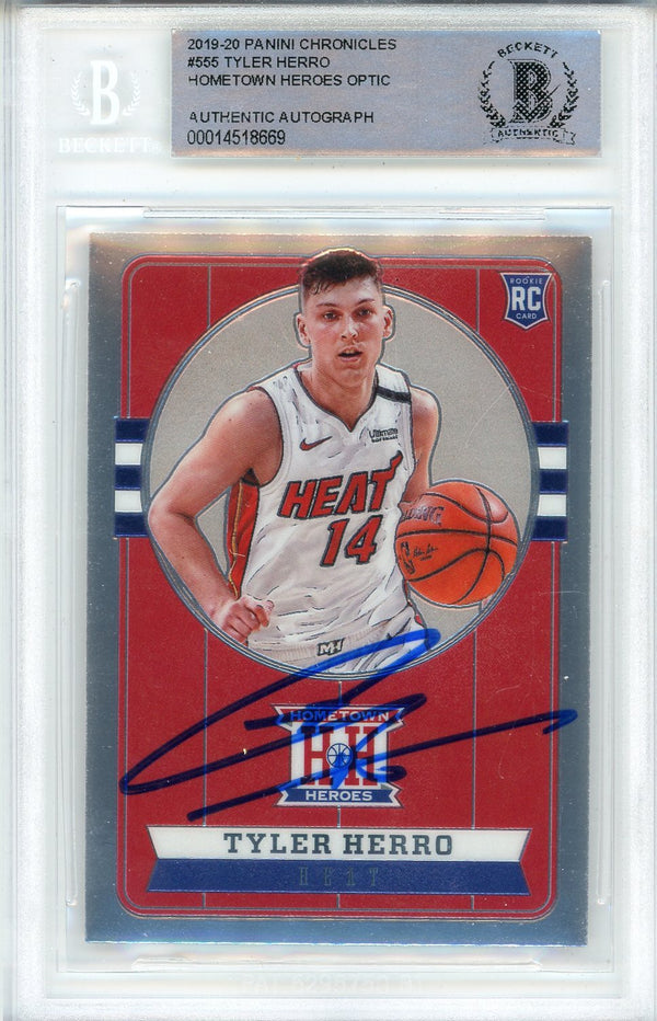 Tyler Herro Autographed 2019-20 Panini Chronicles Hometown Heroes Optic Rookie Card #555 (BGS)