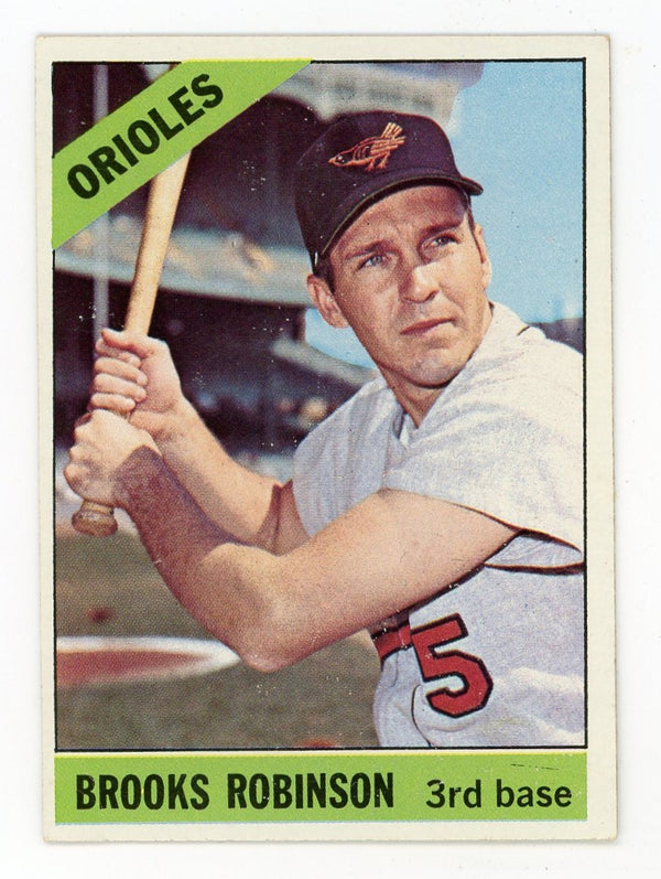 Brooks Robinson Topps #390 Card