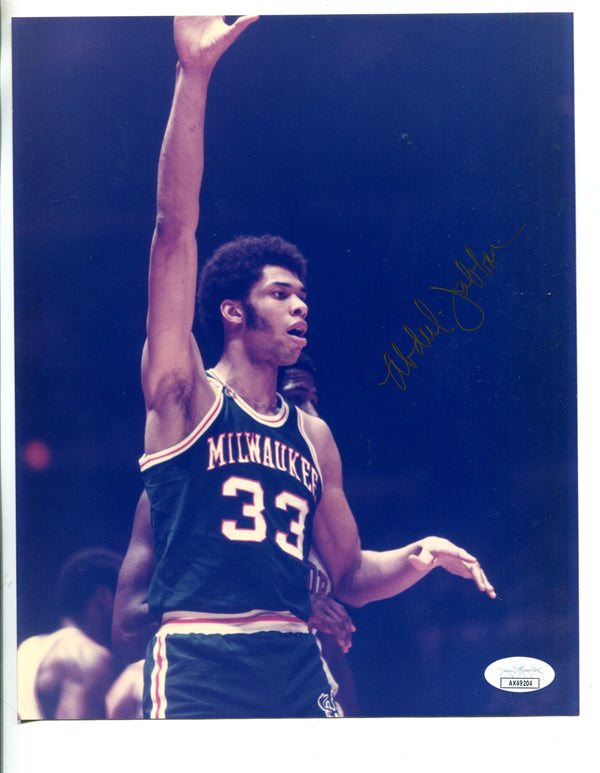 Abdul Jabbar Autographed 8x10 Photo (JSA)