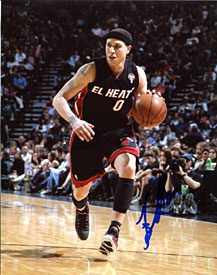 Mike Bibby Autographed / Signed Dribbling 8x10 Photo