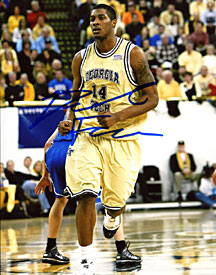 Derrick Favors Autographed / Signed 8x10 Photo