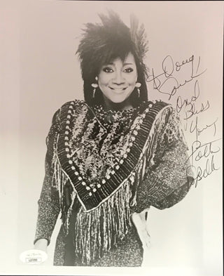 Patti La Belle Autographed 8x10 Photo (JSA)