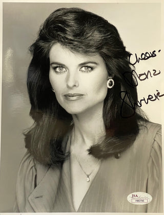 Maria Shriver Autographed 7x9 Photo (JSA)