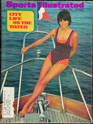 Sheila Roscoe Unsigned Sports Illustrated Magazine - January 17 1972