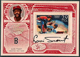 Luis Tiant 2004 Donruss Autographed Card #57/92