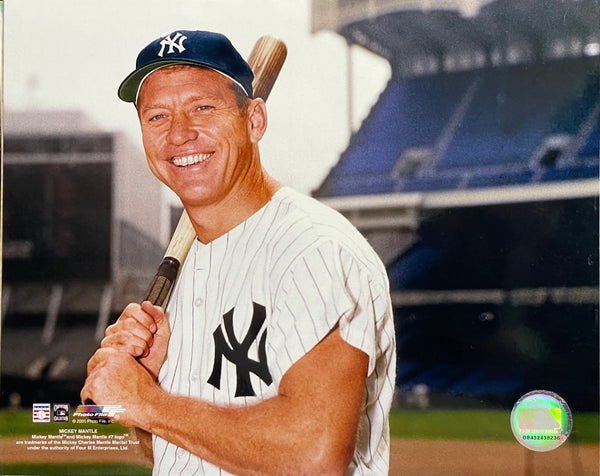 Mickey Mantle Unsigned 8x10 Baseball Photo