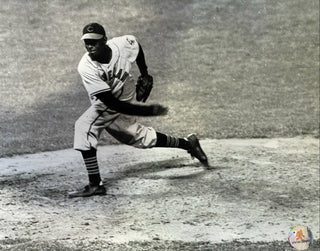 Satchel Paige Unsigned 8x10 Baseball Photo