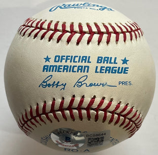 Carl Yastrzemski Autographed Official Baseball (Beckett)