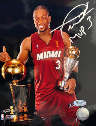 Dwyane Wade Autographed 8x10 Basketball Photo