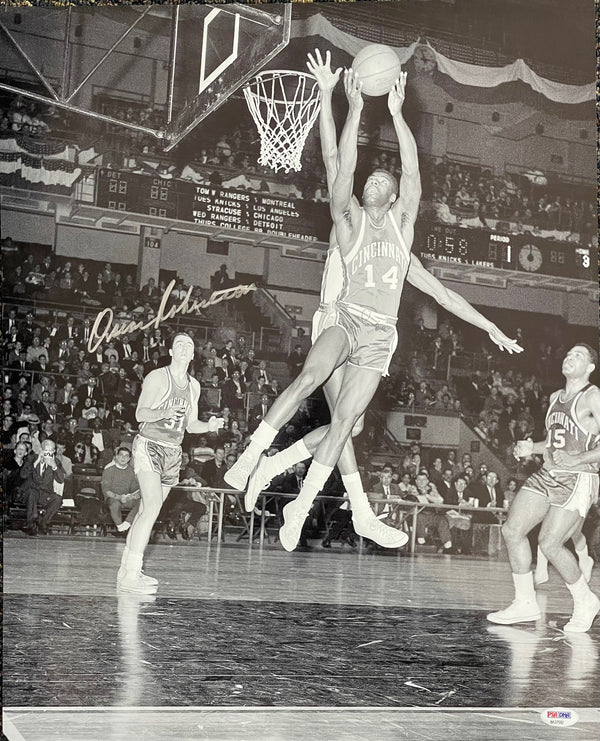 Oscar Robertson Autographed 16x20 Basketball Photo (PSA)