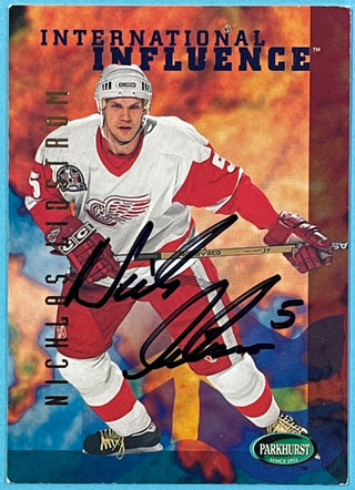 Nicklas Lidstrom Autographed 1995-96 Parkhurst International Influence Card #252