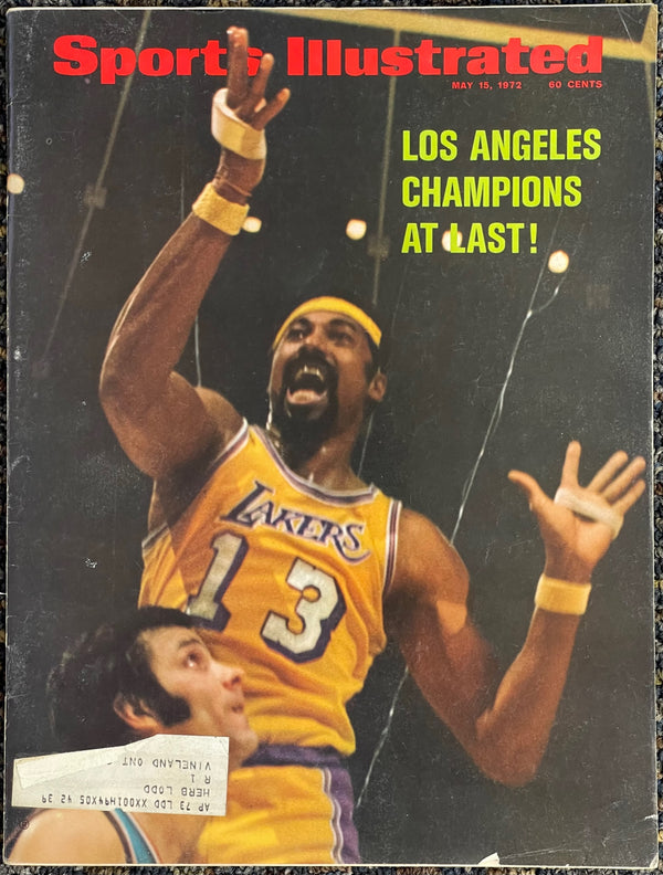 Wilt Chamberlain Unsigned Sports Illustrated Magazine May 15 1972