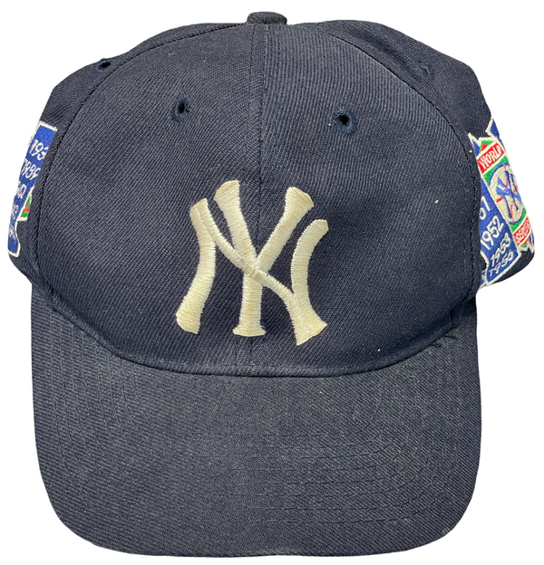 Derek Jeter Autographed New York Yankees Hat (JSA)