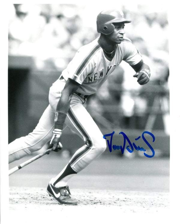 Darryl Strawberry Autographed 8x10 Photo