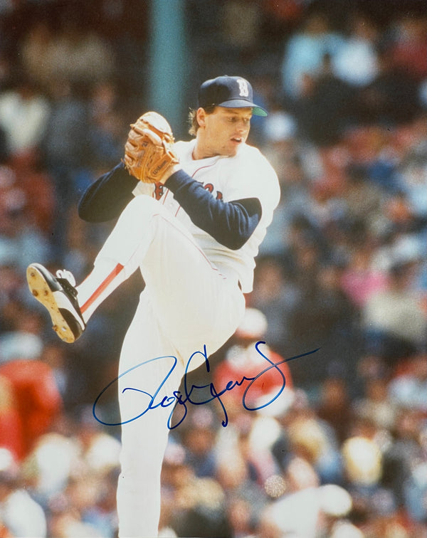 Roger Clemens Autographed 8x10 Baseball Photo (Beckett)