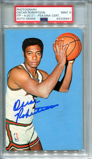 Oscar Robertson 1973-74 Players Association Postcard PSA Auto Mint 9 Card