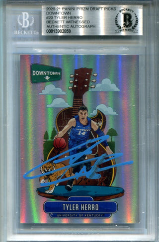 Tyler Herro 2020 Panini Collegiate Chronicles Downtown Autographed Card (Beckett)