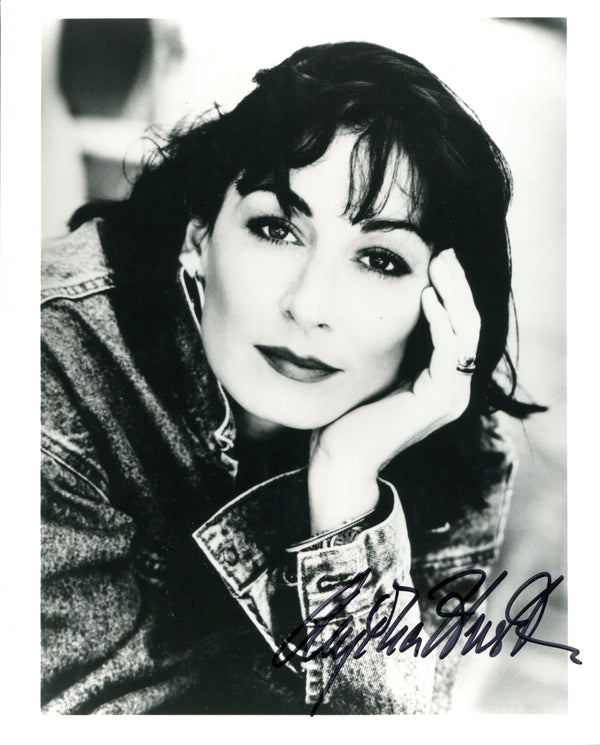 Anjelica Huston Autographed 8x10 Photo