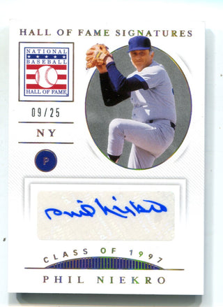 Phil Niekro 2021 Panini National Treasures #HOFSPN Auto Card /25