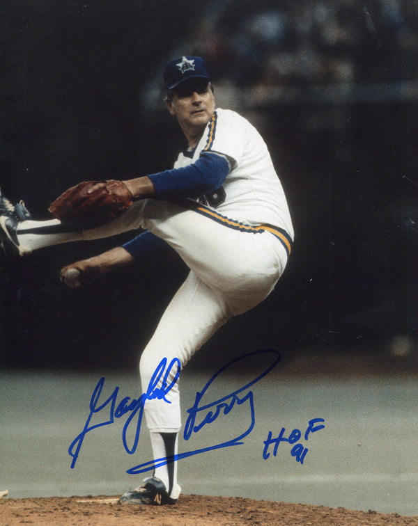 Gaylord Perry Autographed 8x10 Photo