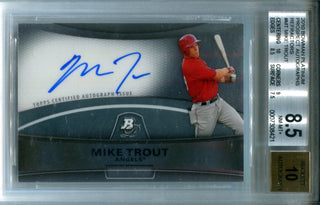 Mike Trout Autographed 2010 Bowman Platinum Refractor Rookie Card (BVG)