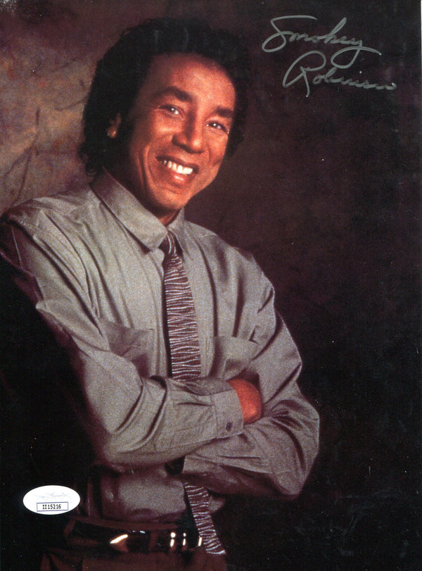 Smokey Robinson Autographed 6x9 Photo (JSA)