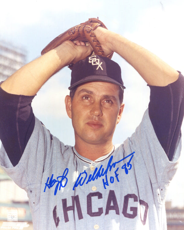 Hoyt Wilhelm Autographed 8x10 Photo