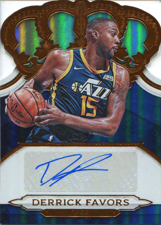 Derrick Favors Autographed 2018-19 Panini Crown Royale Card