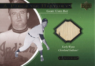 Early Wynn 2001 Upper Deck Bat Card