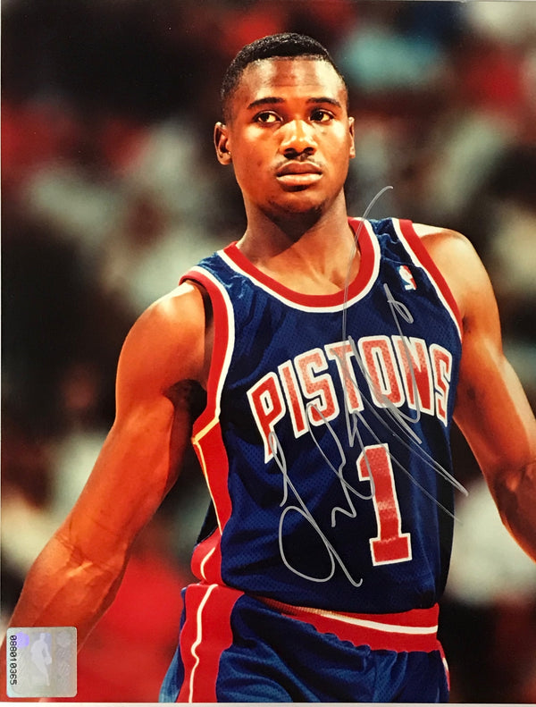 Lindsey Hunter Signed Basketball 8x10 Photo